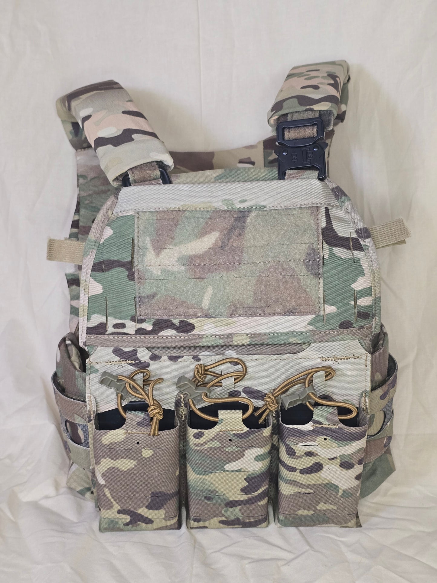 Multicam - Carbon Plate carrier